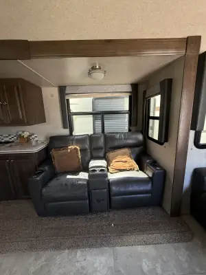 2019 Forest River ROCKWOOD SIGNATURE ULTRA LITE 8290BS photo 17