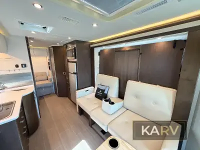2017 Leisure Travel Unity U24FX photo 13