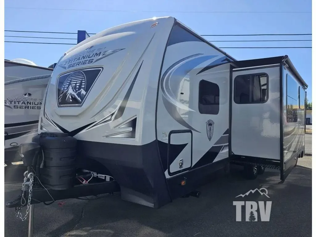 2025 Outdoors Timber Ridge Titanium Series 28BKS exterior