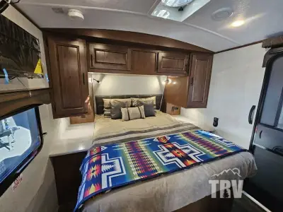 2025 Outdoors Timber Ridge Titanium Series 28BKS photo 14