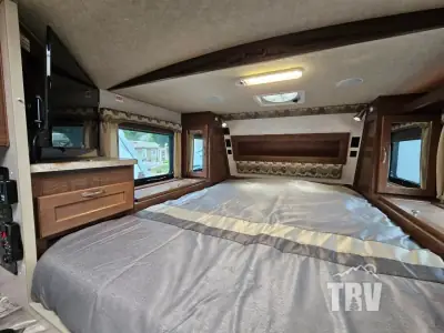 2023 Northwood Mfg Arctic Fox Camper 990 Wet Bath photo 12