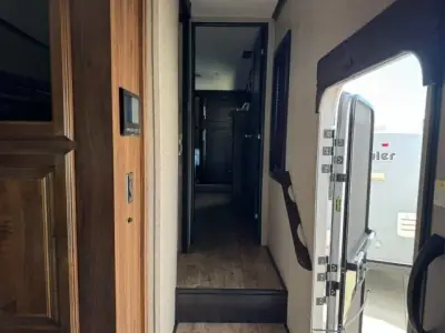 2020 Jayco EAGLE 321RSTS photo 20