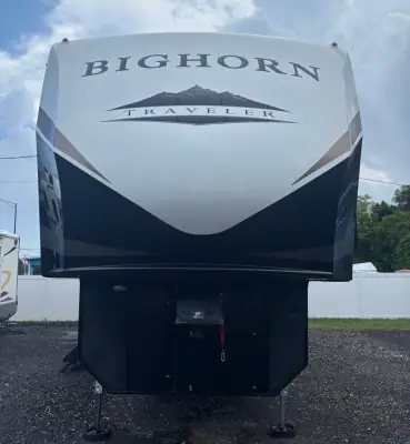 2021 Heartland BIGHORN 39RK photo 2