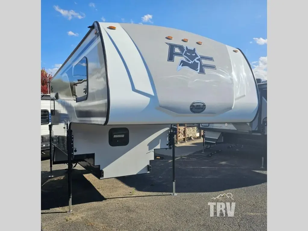 2026 Northwood Mfg Arctic Fox Camper 865 exterior