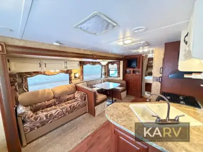 2010 Keystone Outback 268RL photo 11