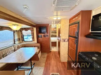 2010 Keystone Outback 268RL photo 15
