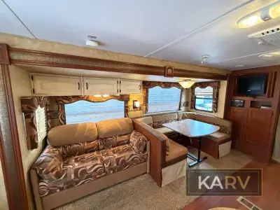 2010 Keystone Outback 268RL photo 13