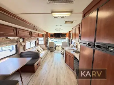 2006 Fleetwood Expedition 37U photo 37