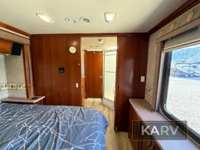 2006 Fleetwood Expedition 37U photo 34