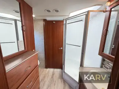 2006 Fleetwood Expedition 37U photo 35