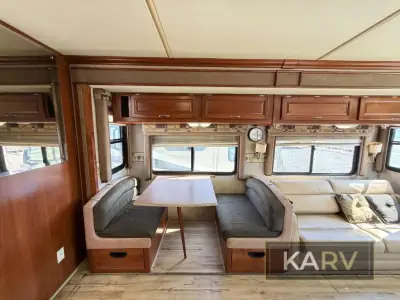2006 Fleetwood Expedition 37U photo 21