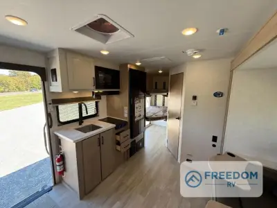2026 Ember E-Series 19ETS photo 61