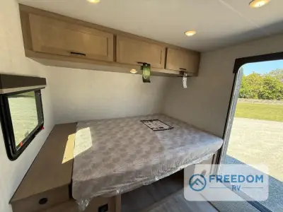 2026 Ember E-Series 19ETS photo 62