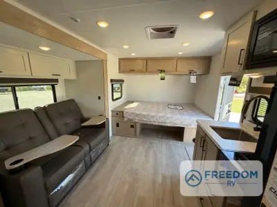 2026 Ember E-Series 19ETS photo 56