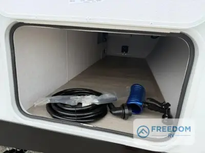 2026 Ember E-Series 26ETS photo 12