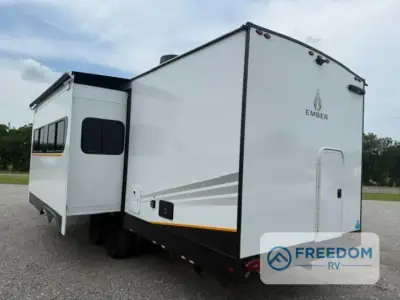 2026 Ember E-Series 26ETS photo 7