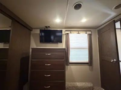 2016 Grand Design Solitude ST321RL photo 24