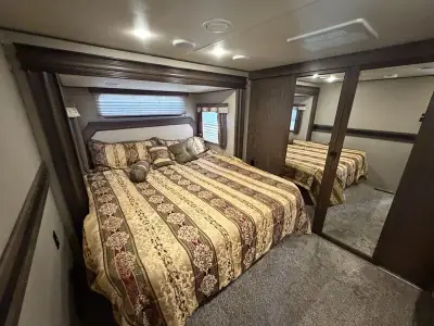 2016 Grand Design Solitude ST321RL photo 21