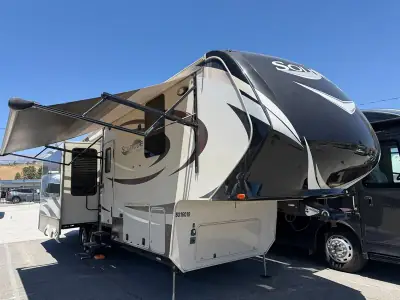 2016 Grand Design Solitude ST321RL