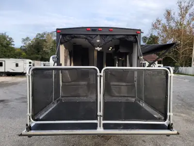 2019 Forest River CHEROKEE GREY WOLF 22RR photo 8