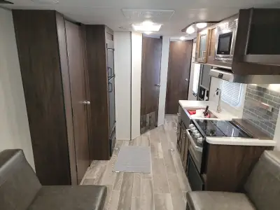 2019 Forest River CHEROKEE GREY WOLF 22RR photo 18