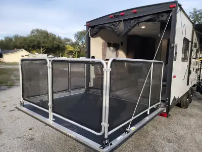 2019 Forest River CHEROKEE GREY WOLF 22RR photo 7