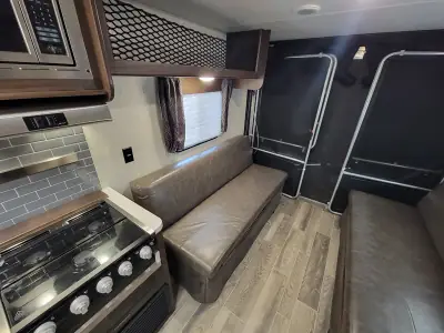 2019 Forest River CHEROKEE GREY WOLF 22RR photo 15