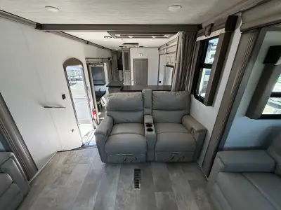 2020 Keystone Montana 3760FL photo 21