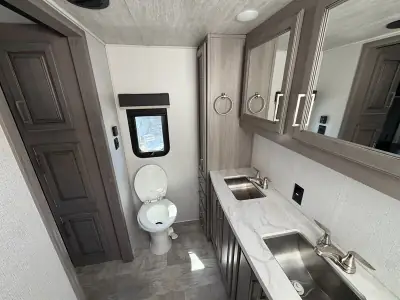 2020 Keystone Montana 3760FL photo 38