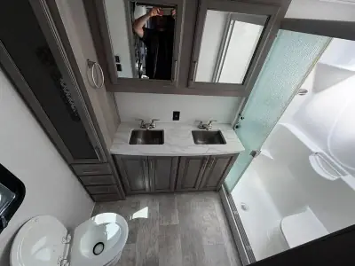 2020 Keystone Montana 3760FL photo 43