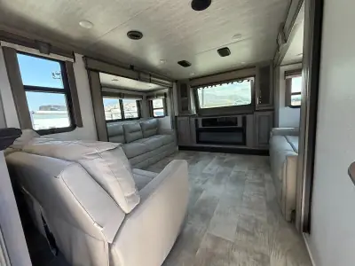 2020 Keystone Montana 3760FL photo 18