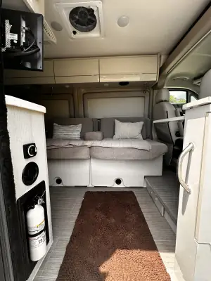 2023 Thor Motor Coach Tellaro 20K photo 21