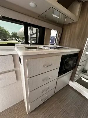 2023 Thor Motor Coach Tellaro 20K photo 29