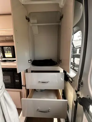 2023 Thor Motor Coach Tellaro 20K photo 42