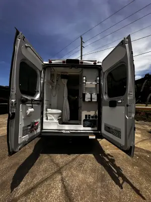 2023 Thor Motor Coach Tellaro 20K photo 44
