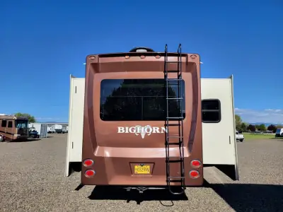 2016 Heartland BIG HORN 3010RE photo 3