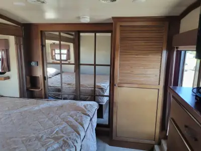 2016 Heartland BIG HORN 3010RE photo 21