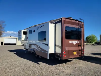 2016 Heartland BIG HORN 3010RE photo 4