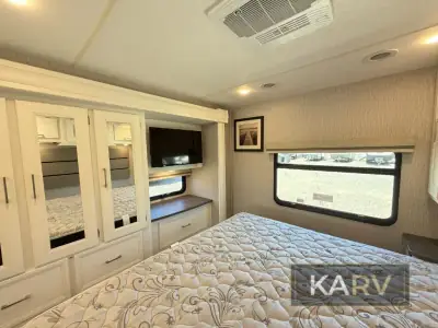2023 Coachmen Mirada 35OS photo 37