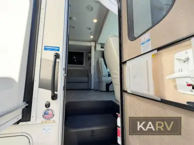 2023 Coachmen Mirada 35OS photo 17