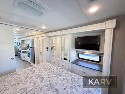 2023 Coachmen Mirada 35OS photo 39