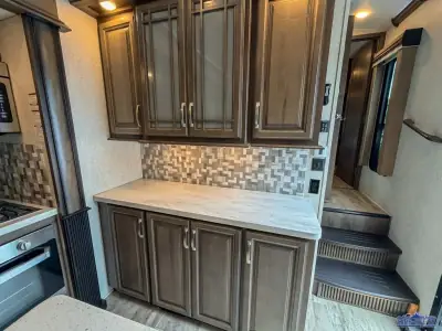 2019 Keystone Montana 3791RD photo 11