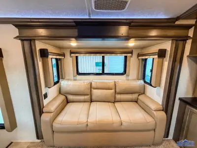 2019 Keystone Montana 3791RD photo 20