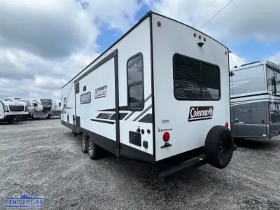 2022 Dutchmen Coleman Light 2955RL photo 4