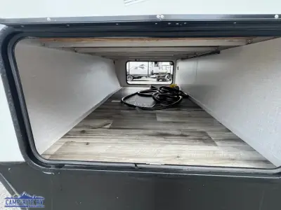 2022 Dutchmen Coleman Light 2955RL photo 39