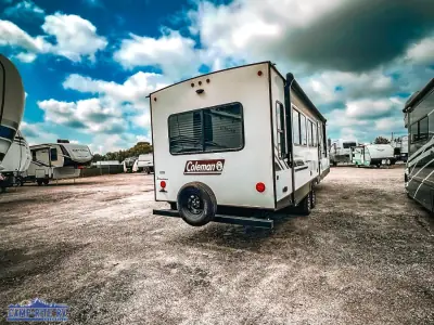 2022 Dutchmen Coleman Light 2955RL photo 3