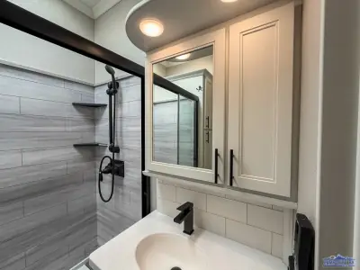 2021 Forest River RiverStone Reserve Series 3950FWK photo 18