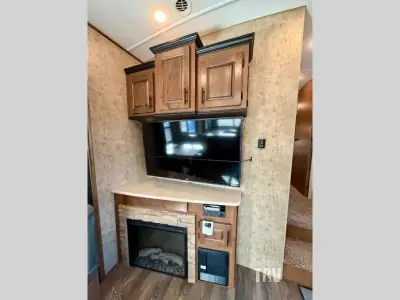 2023 Outdoors Glacier Peak Titanium Series F27KVS photo 11