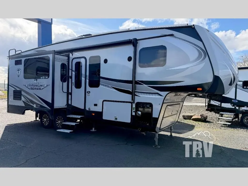 2023 Outdoors Glacier Peak Titanium Series F27KVS exterior