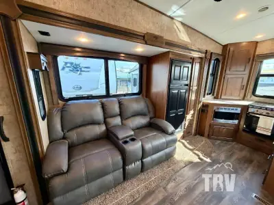2023 Outdoors Glacier Peak Titanium Series F27KVS photo 10